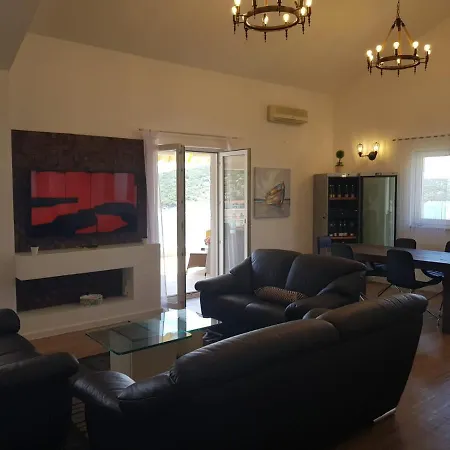 Dolores Apartment Tisno